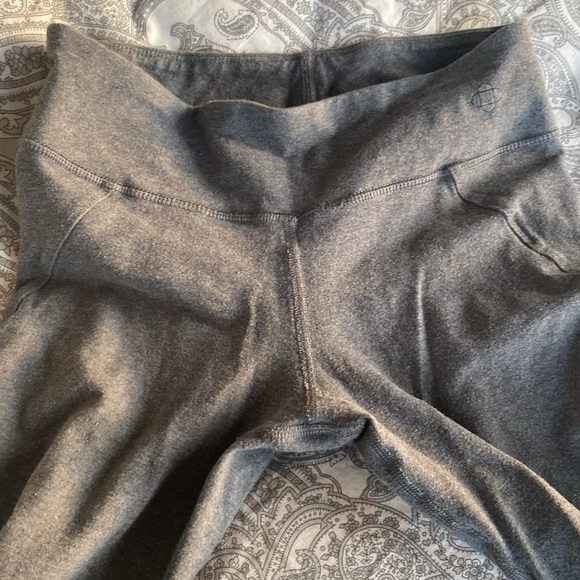 Satva organic cotton leggings size small - Picture 2 of 7